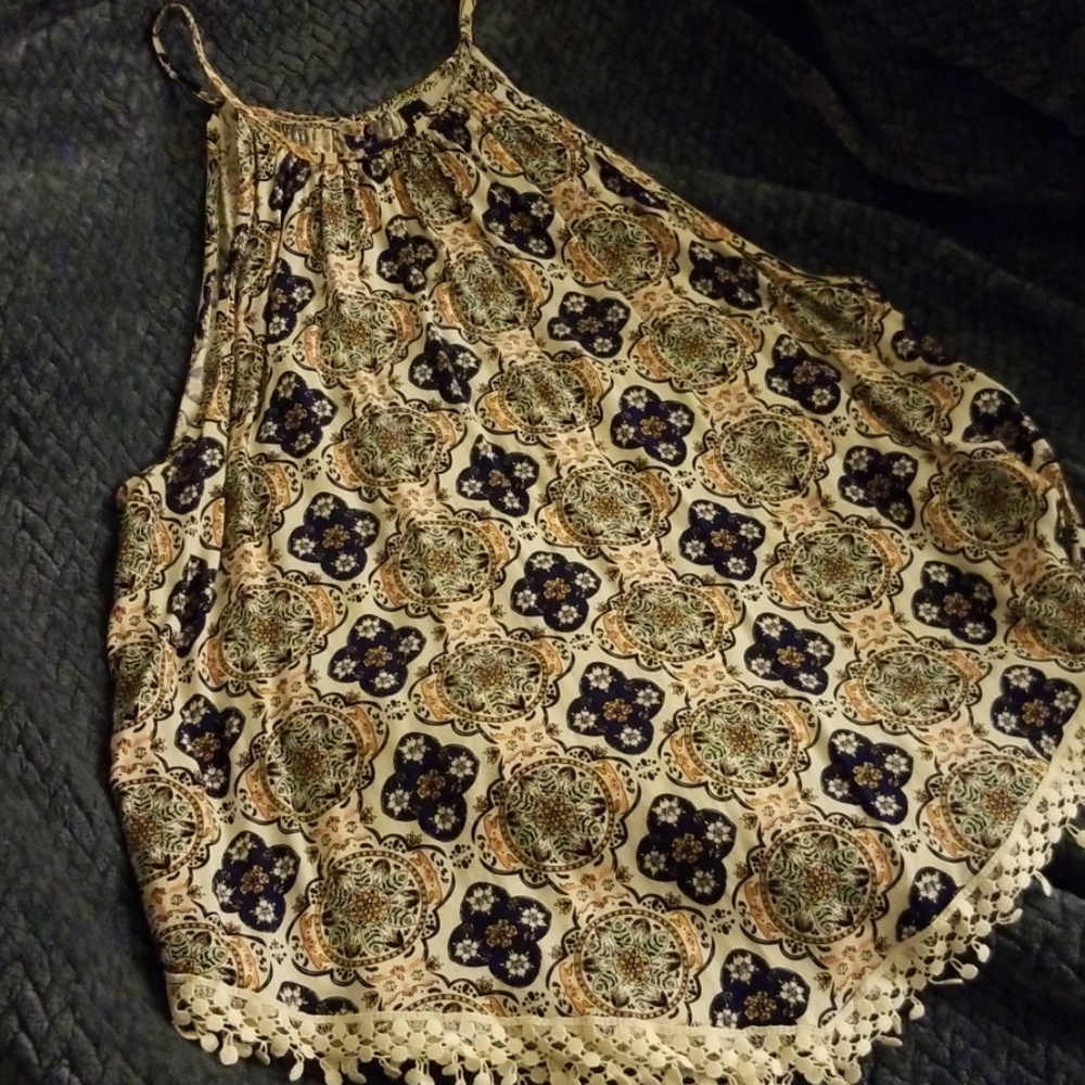 Crop top
